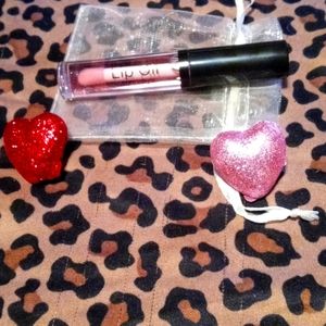Lip oil